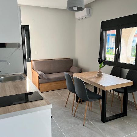 Aurora Apartments Vrasná 外观 照片